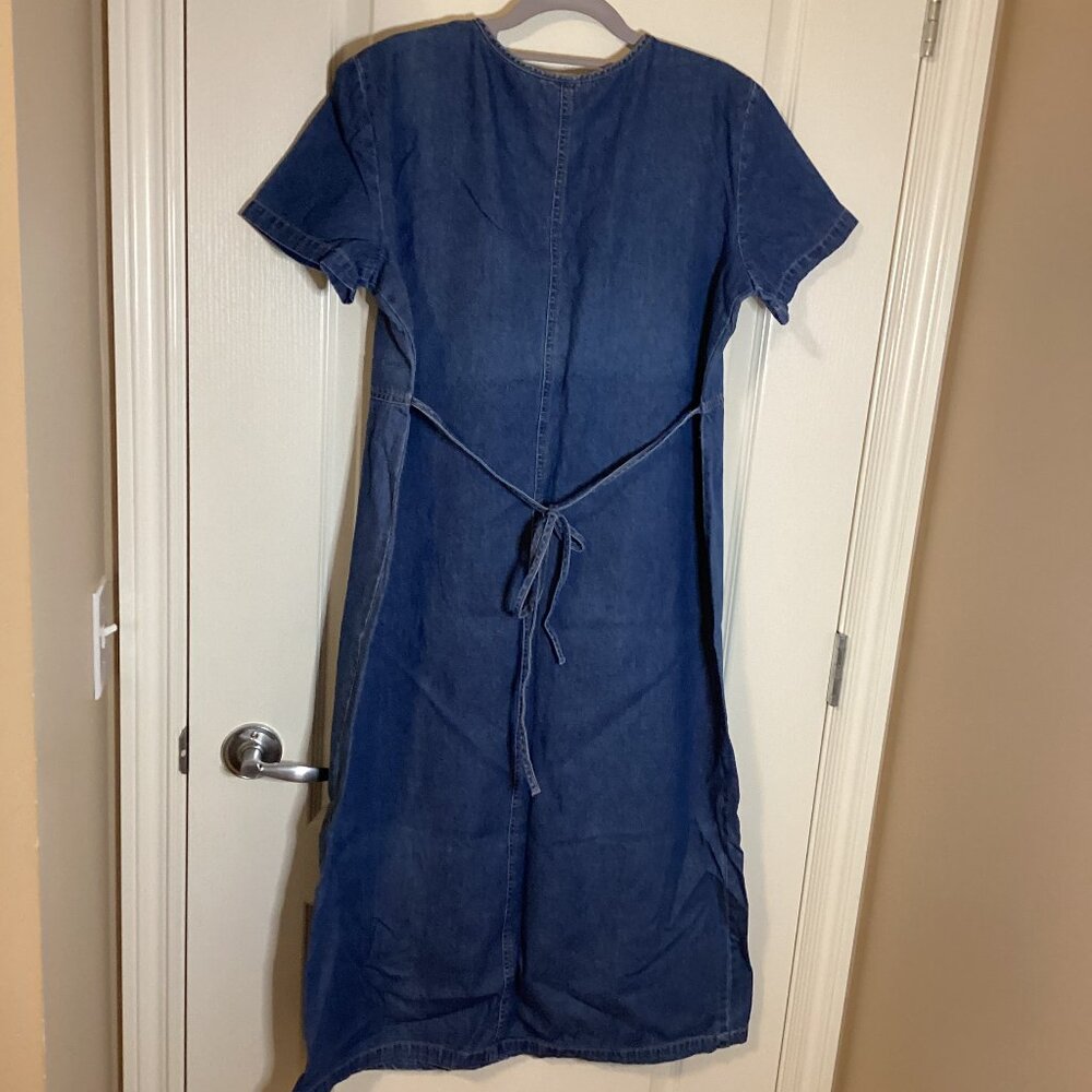 Vintage Uni Mondo Women's Denim Midi Dress Size 14P Short Sleeve Embroidery - Picture 4 of 6